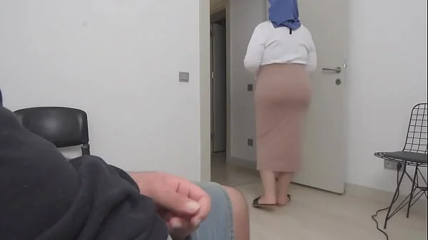Hijab married woman was shocked at first. Then I turned her on too.