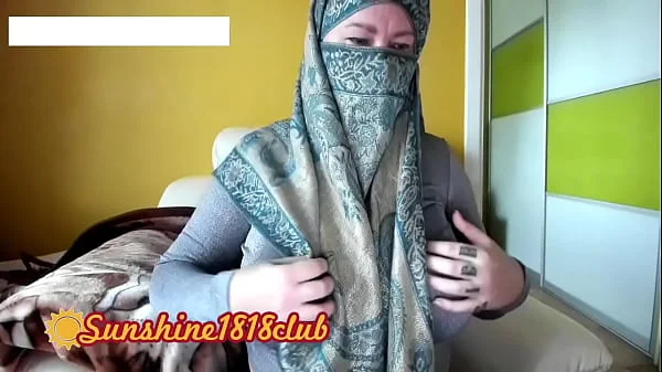 Dubai Emirates horny slut wife big tits on cam recorded November 16th