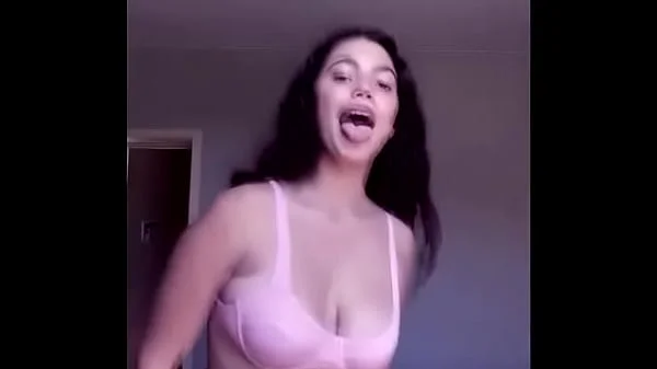BEST TITS EVER!!! Natural dream watch me try on clothes