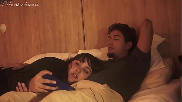Mi hermanastra me deja meter mi pene en su boca y casi nos descubren nuestros padres FANTASIAHARDCORESEX