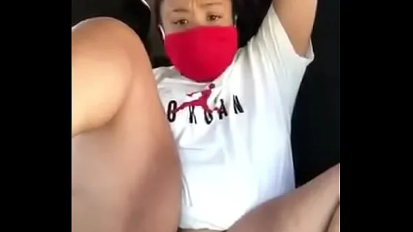 Mzansi girl masturbates in a car