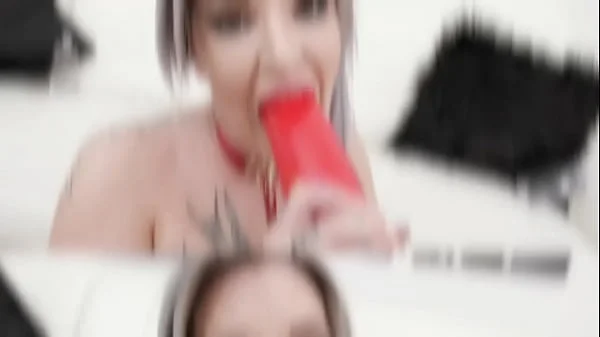 Curvy slut Alexa Vice assfucked by 4 huge cocks with double penetration SZ2569
