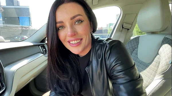 ers-by do not allow a normal blowjob in the car