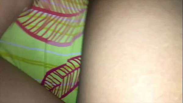 Le dije a mi hermanastro que  ya no mas pero no entiendese metió a mi cuarto y me monto encima y me tiro toda su leche en la boca