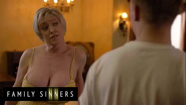 He Makes Sure His Wife Is Not Coming Home For An Hour So He Can Cum On (Dee Williams) Ass - Family Sinners